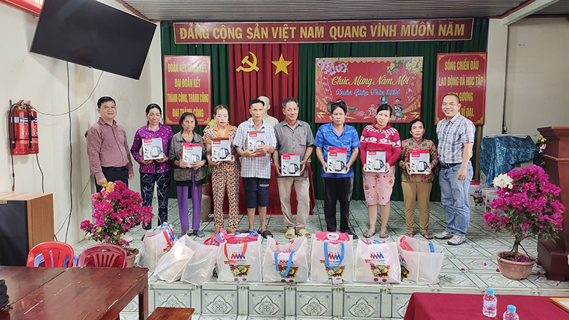 Tet gifts