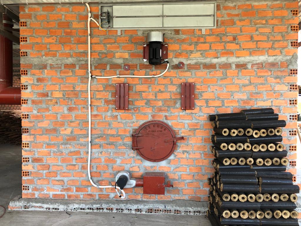 Tobacco curing oven