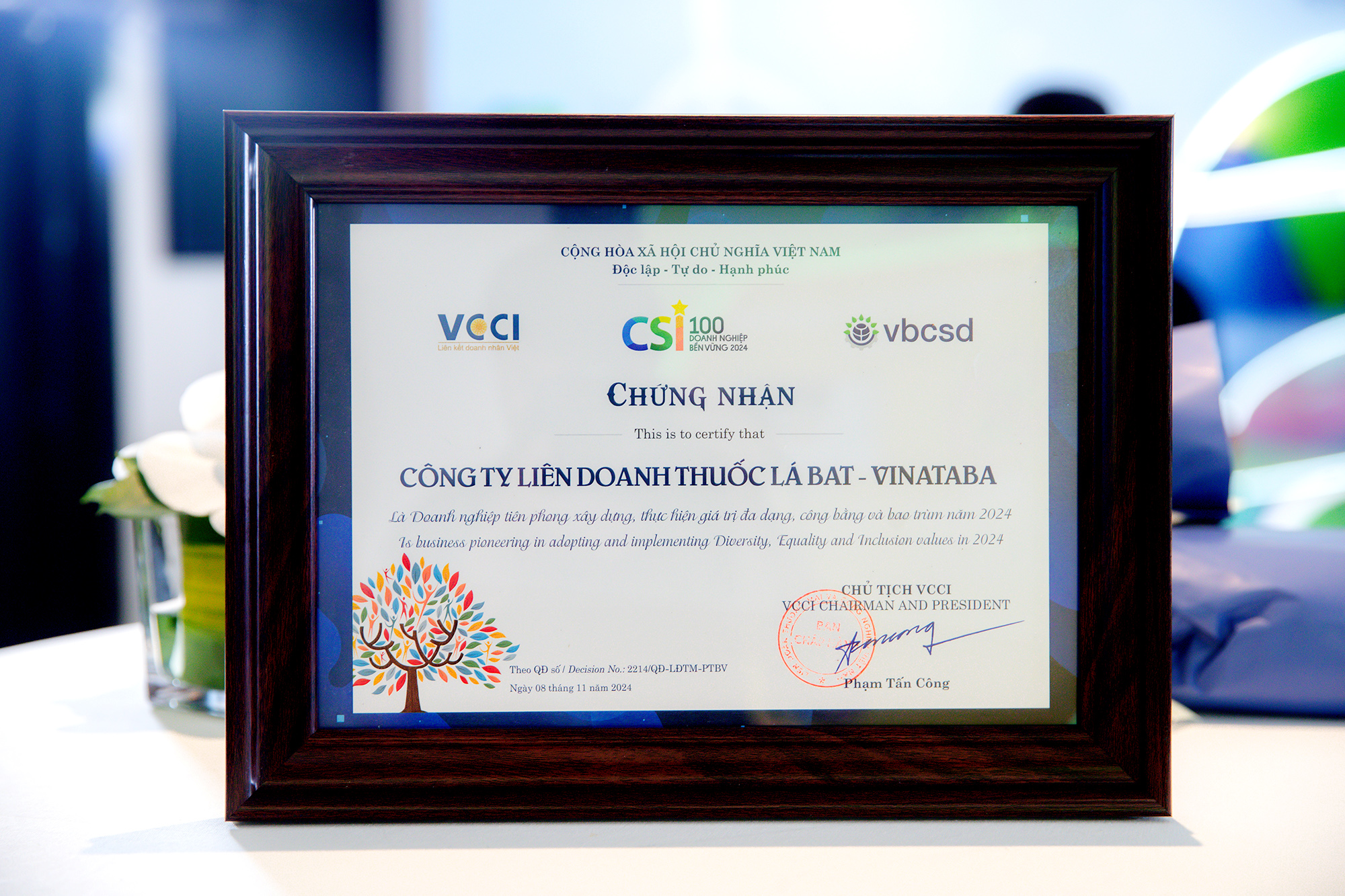 BAT Vietnam top 5 DE&I values company certificate 2024
